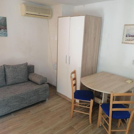 Apartman Milica Golubic  Eksteriør bilde